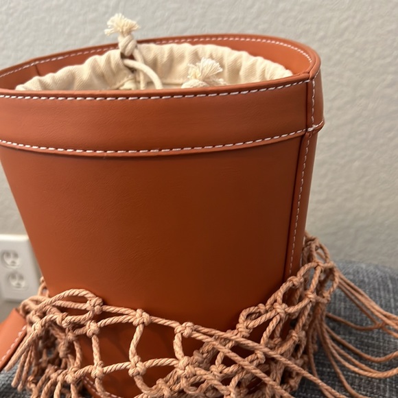 bucket bag - Picture 4 of 7